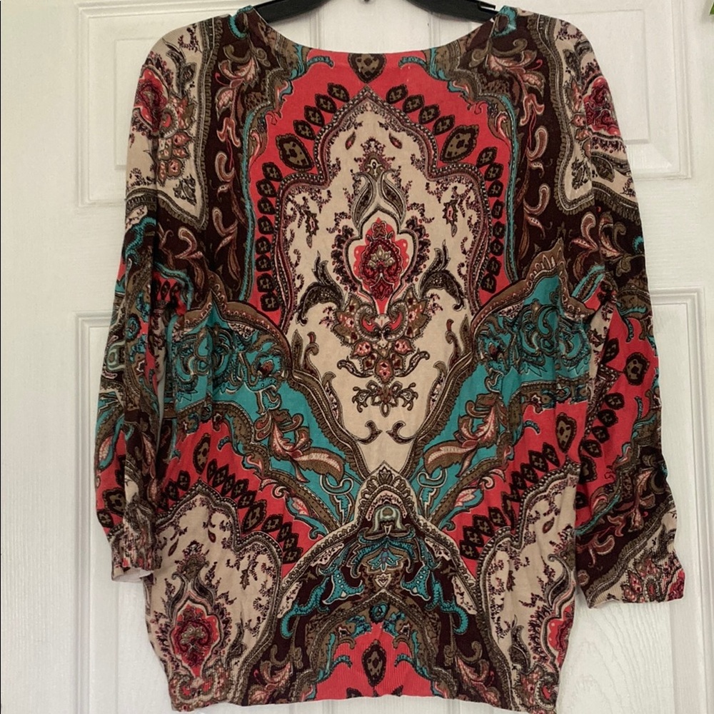 Women’s Colorful Paisley Button-Down Top - Picture 4 of 4